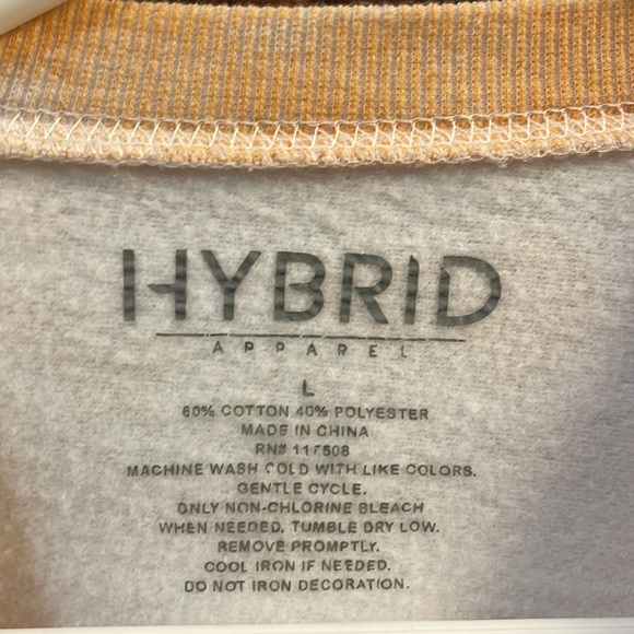 Womens Graphic Crewneck - Picture 3 of 3